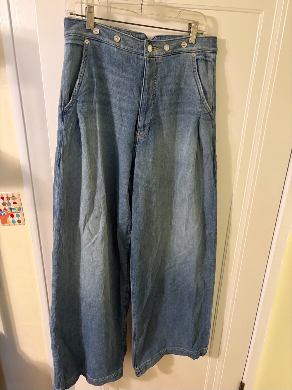 Anthropology Pilcro Women's Super High-Rise Wide-Leg Light Blue Denim Jeans